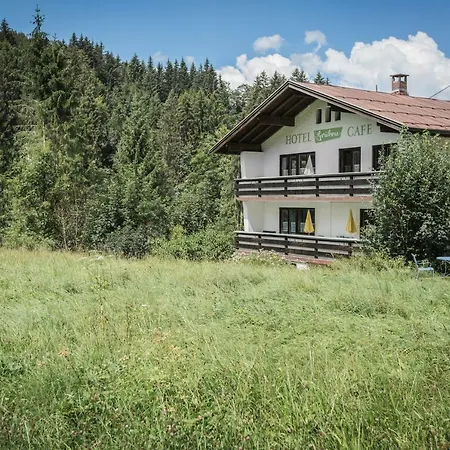 Penzion Gaestehaus Gruben 3*